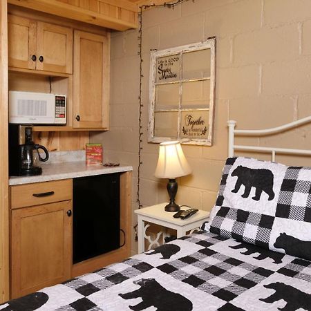 Karens Cozy Cottage Gatlinburg Εξωτερικό φωτογραφία