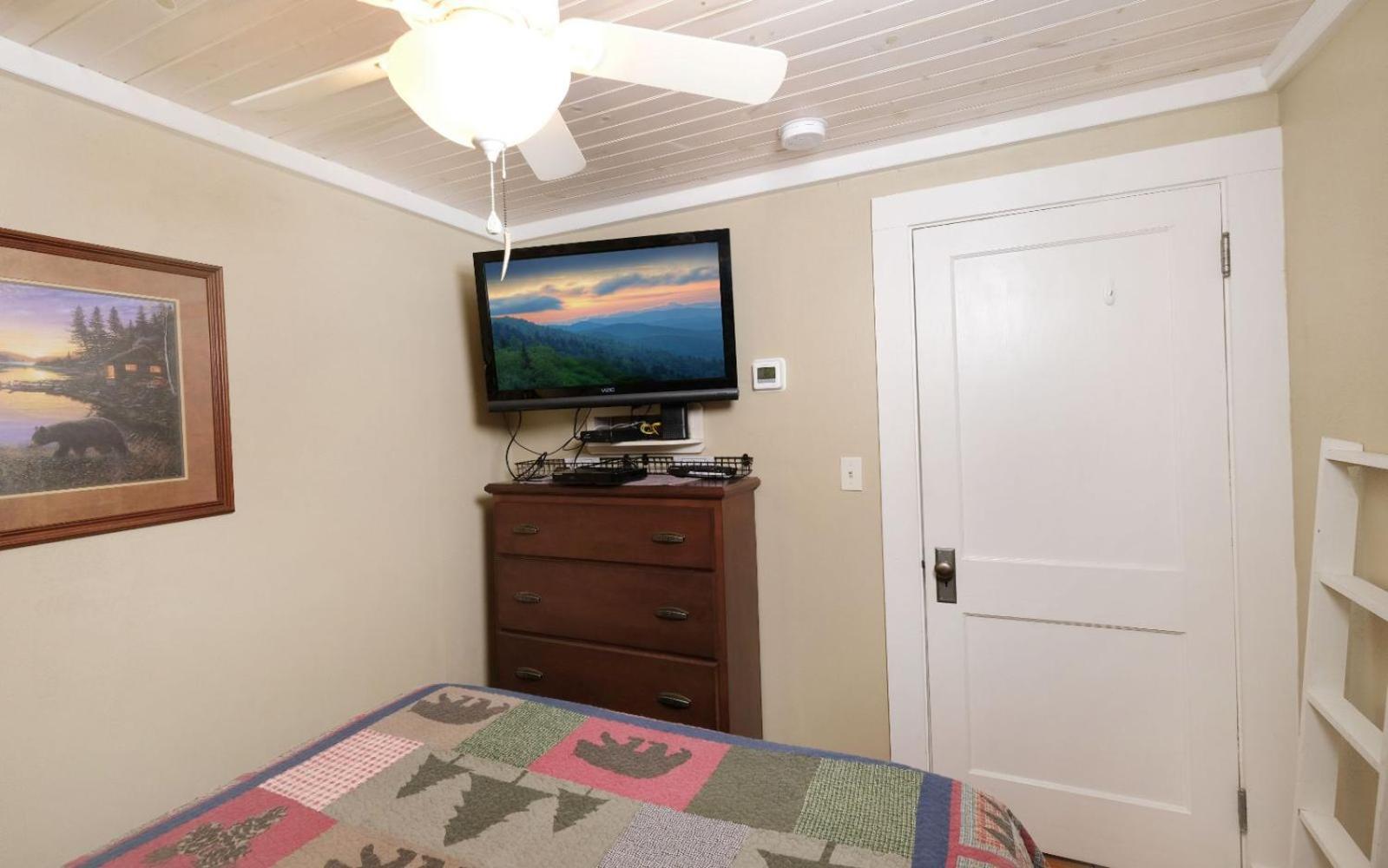 Karens Cozy Cottage Gatlinburg Εξωτερικό φωτογραφία